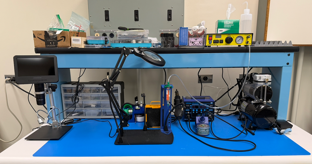 Soldering and rework bench